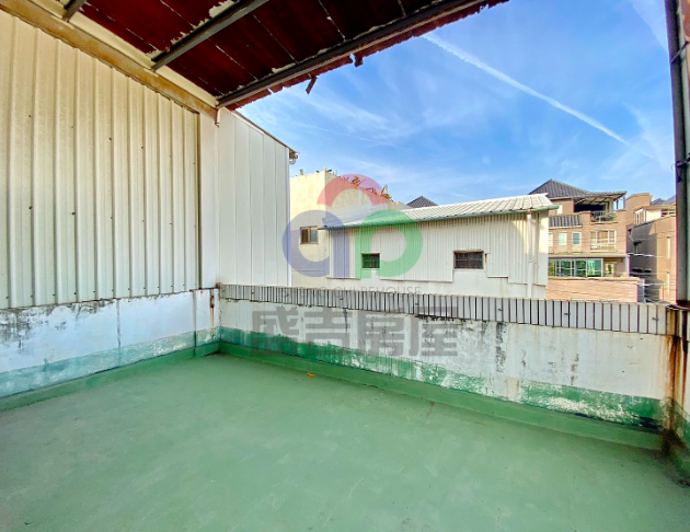 西屯路三段靜巷朝南１－３Ｆ透天，採光優 14