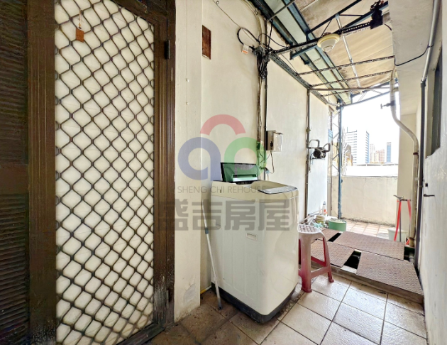 寶輝商圈公寓買5樓送6樓，11套房金雞母 8