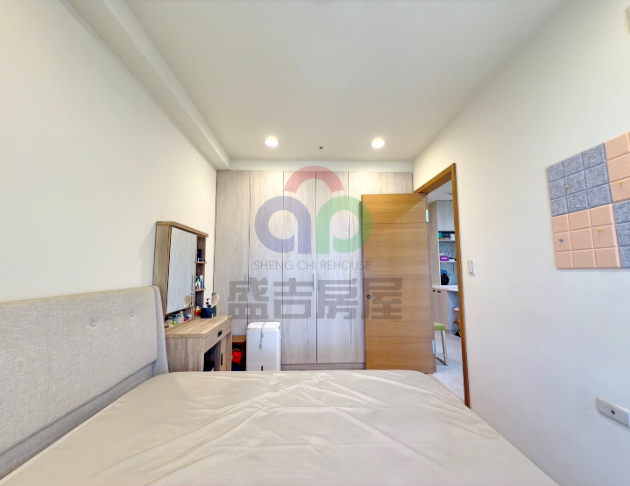 太子雲世紀C區,新婚2+1房附平車 7